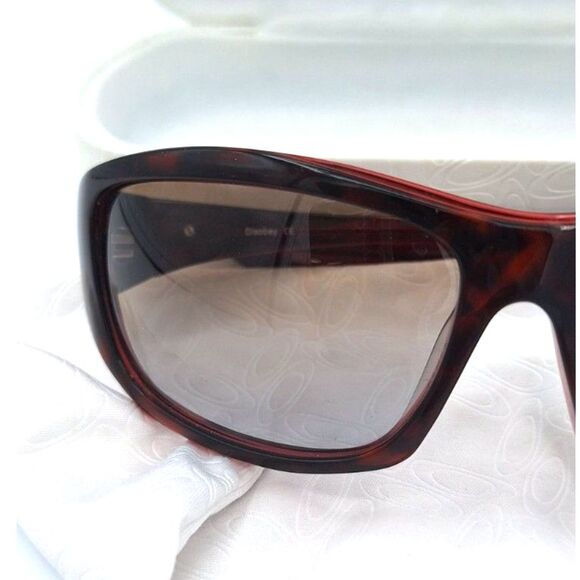 Oakley DISOBEY Tortoise Shell Frame Sunglasses w/ Case & Microfiber Cleaning Bag main image 7